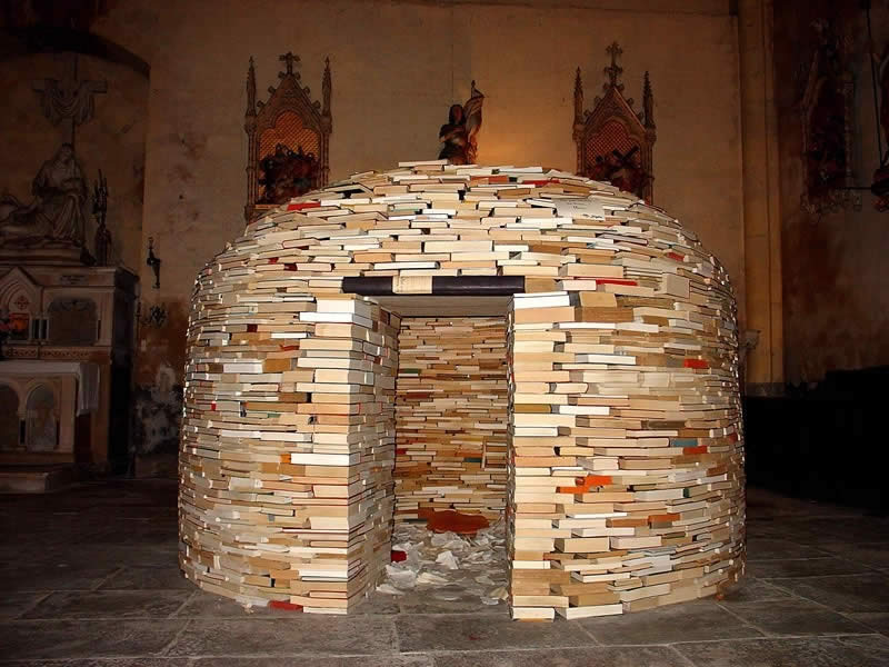 Commencée dans cette église le 29 juin 2003 ...
