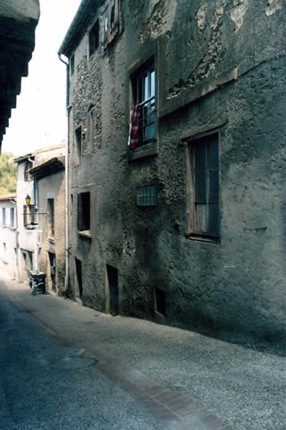 Cliquez dans la photo pour revenir aux photos de la voirie urbaine et rurale montolivaine